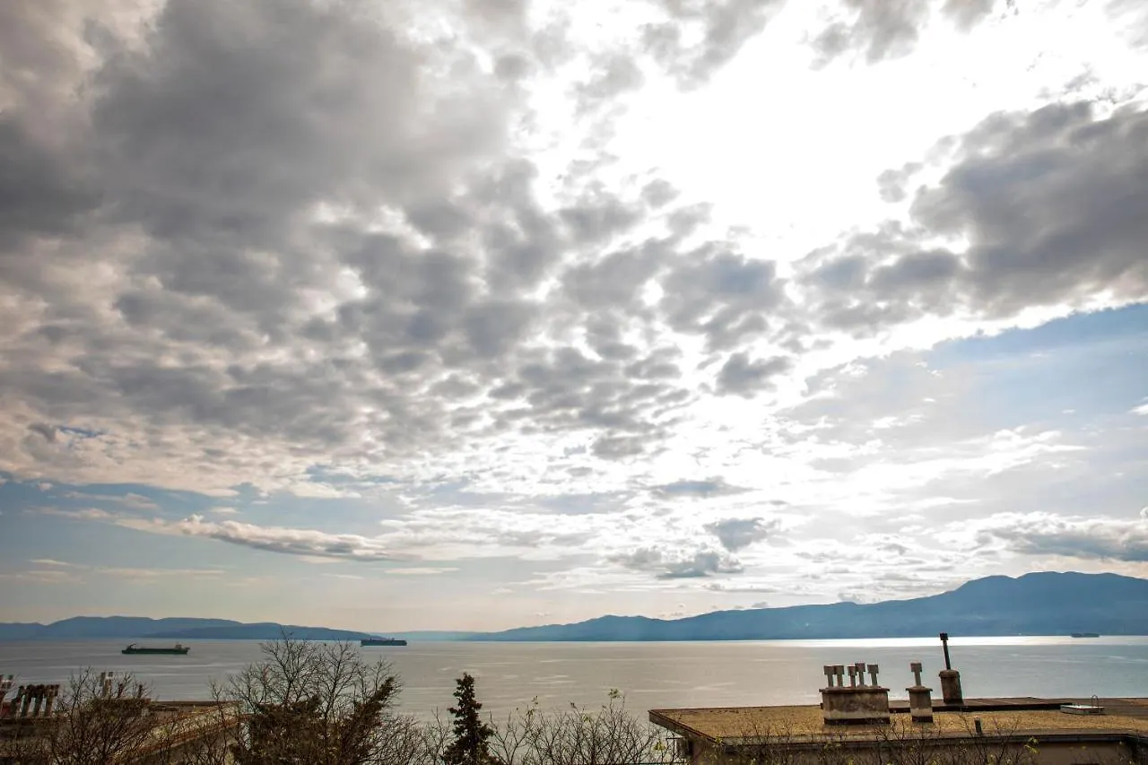 Studio Apartman Meli Rijeka Apartment