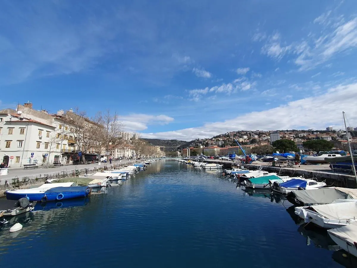 Studio Apartman Meli Rijeka Apartment